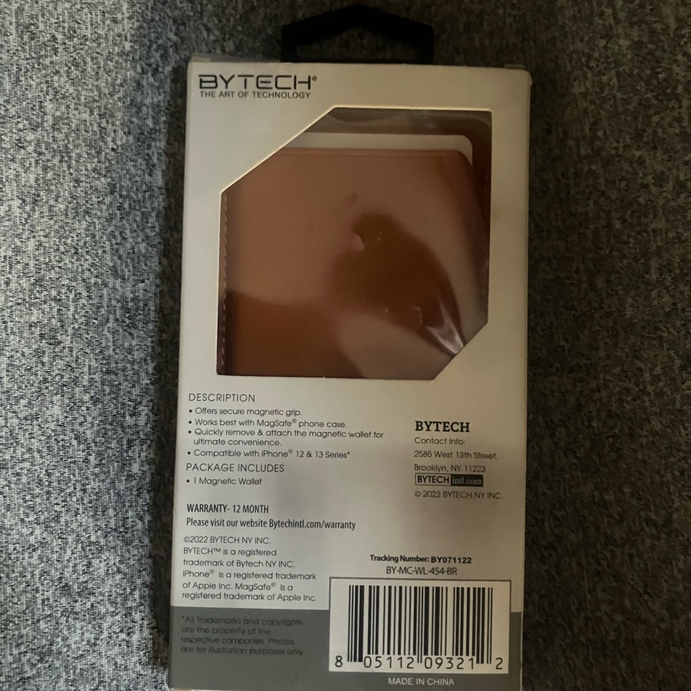 Bytech MagSafe magnetic wallet - Picture 4 of 6